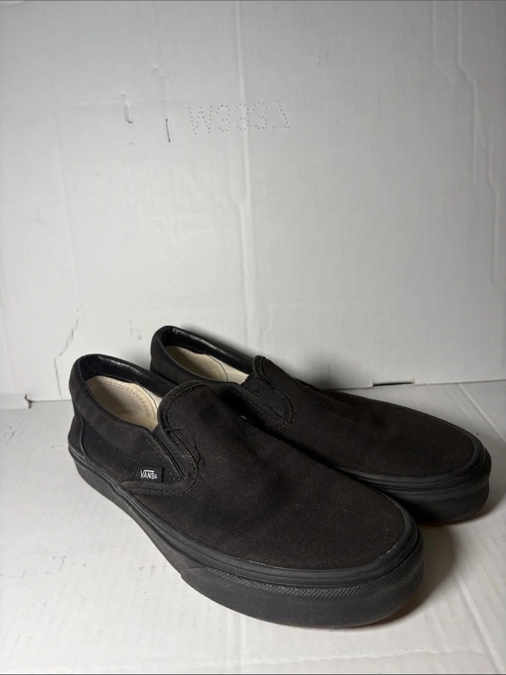 Vans Slip-On Canvas Shoes in Black Size 6